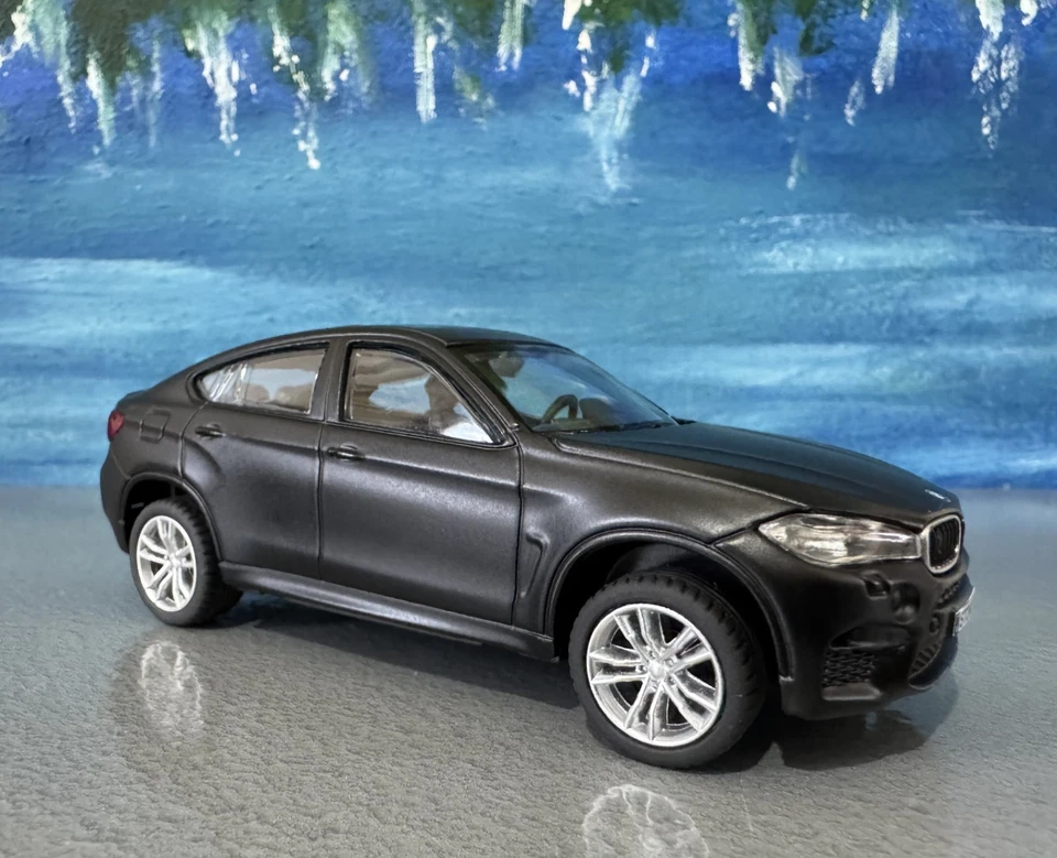 CMC BMW X6 M 1:43 Matte Black Diecast Model Car – Custom Name Plate – Boxed Gift - Image 4 of 4