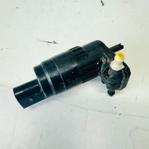 VW Tiguan 5N0 Spritzwasserpumpe Wischwassserpumpe 1K5955651