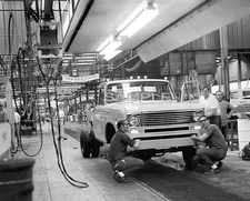1974 The Last INTERNATIONAL HARVESTER Manufacturing Photo  (232-D)