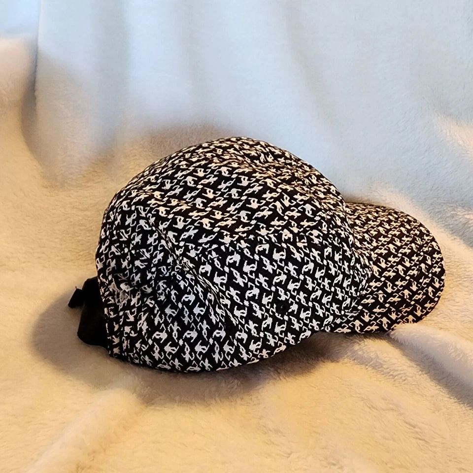 Sombrero de Skateboarding Element Blanco y Negro Estampado Logo Mujer Ajustable Foto 3 de 4