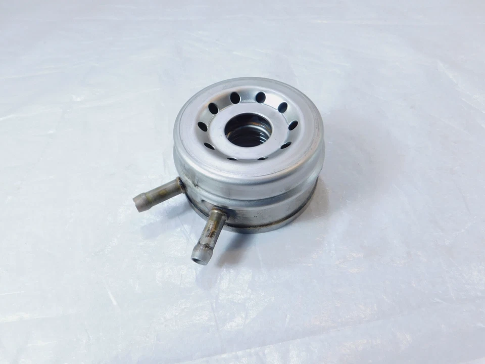 Intercambiador de calor de aceite de motor Suzuki RF600 RF900R GSXR600 y GSXR750 Foto 3 de 4