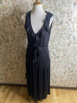 keyhole back maxi dress Black Halter Neck Maxi Dress with Keyhole Back