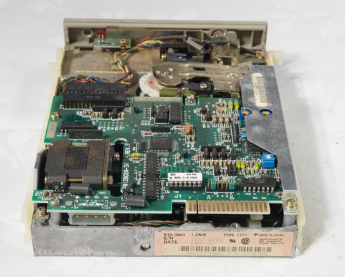 Vintage IBM YD-Data YD-380 Type 1711 5.25" HH floppy drive untested 0683 - Picture 2 of 5