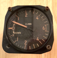 Vintage Bendix Aviation Corp. Gauge Climb AC-16784 Vintage Bendix Aviation Corp. Gauge Climb AC-16784