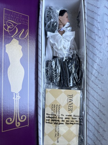 Tonner Tyler Wentworth 2005 Collezione BOHEMIAN BEAUTY ANGELINA 16” BAMBOLA NRFB - Foto 16 di 17