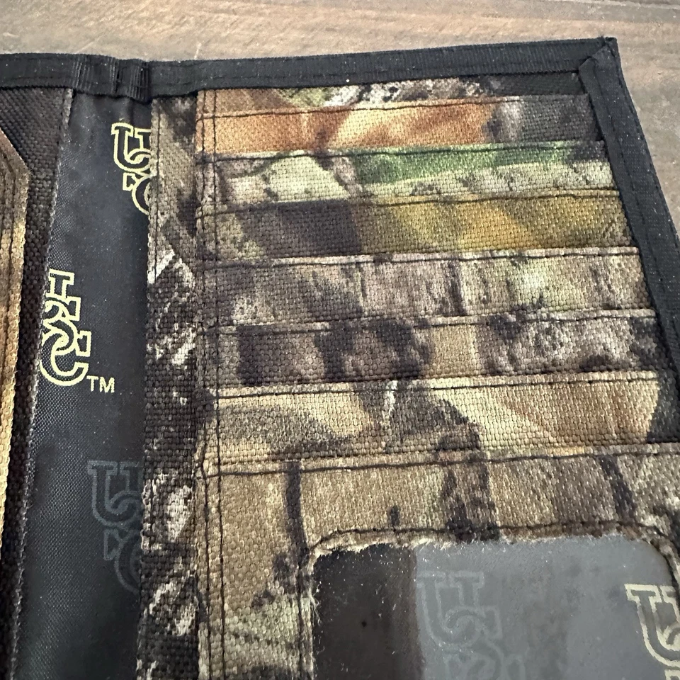 South Carolina Gamecocks Camo Slim Fold Wallet with Silver Concho USC Logo - Image 3 of 4