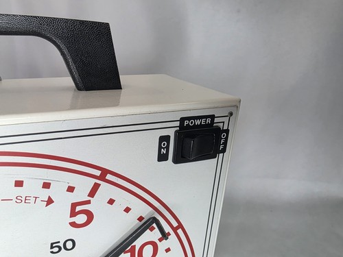 Gra Lab Darkroom Timer Model 171 Dual Outlets - Picture 8 of 9