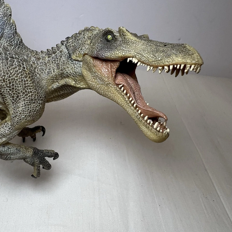 Экшн-фигурка реалистичного динозавра Papo Spinosaurus длина 12 дюймов подвижная челюсть 2007 - Изображение 2 из 4