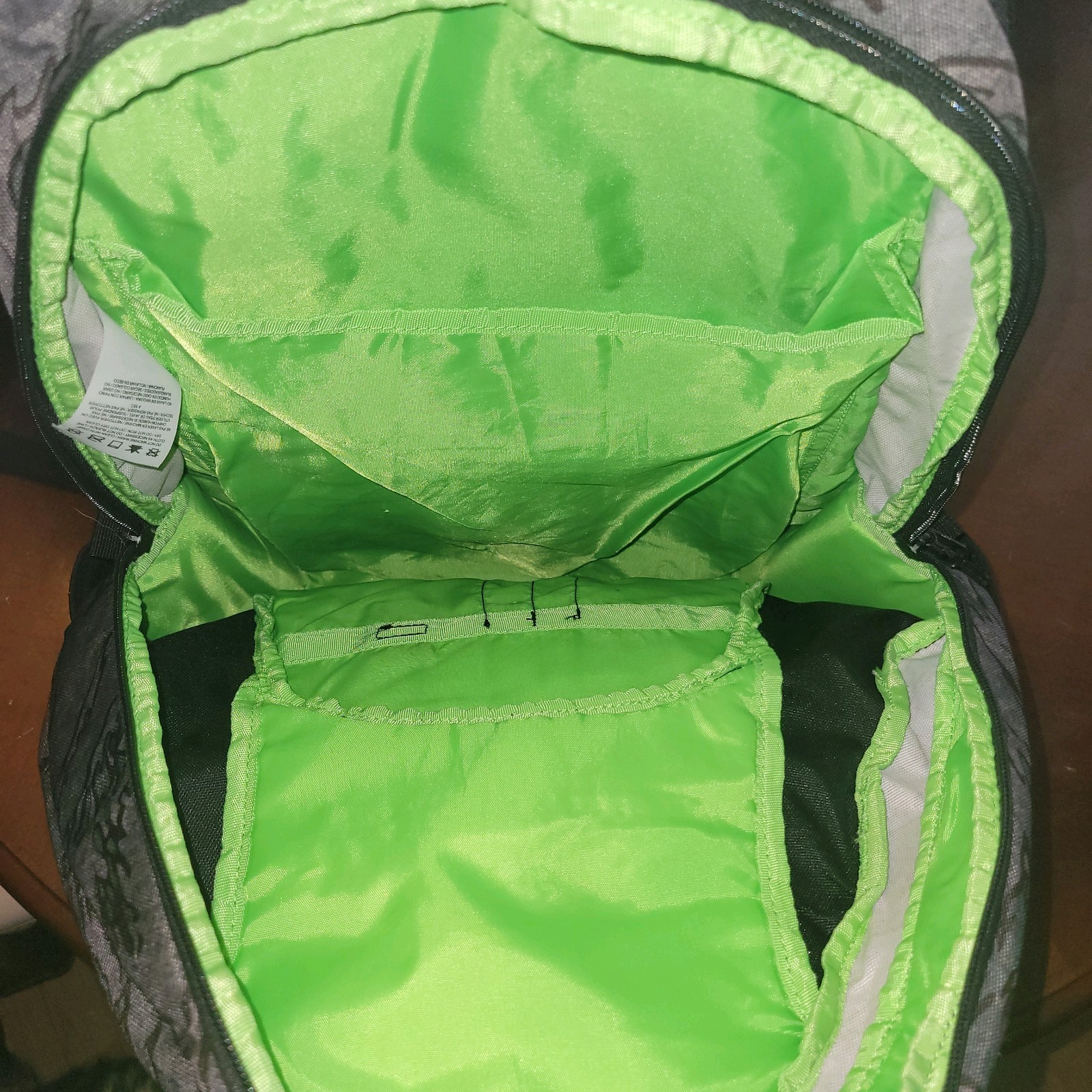 Hurley Multipocket Backpack Black/Gray Adjustable… - image 3