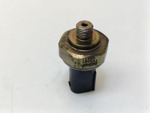 BMW 5 E39 2000 BMW 5 E39 Druckschalter Drucksensor Klimaanlage 8370623 UST133734