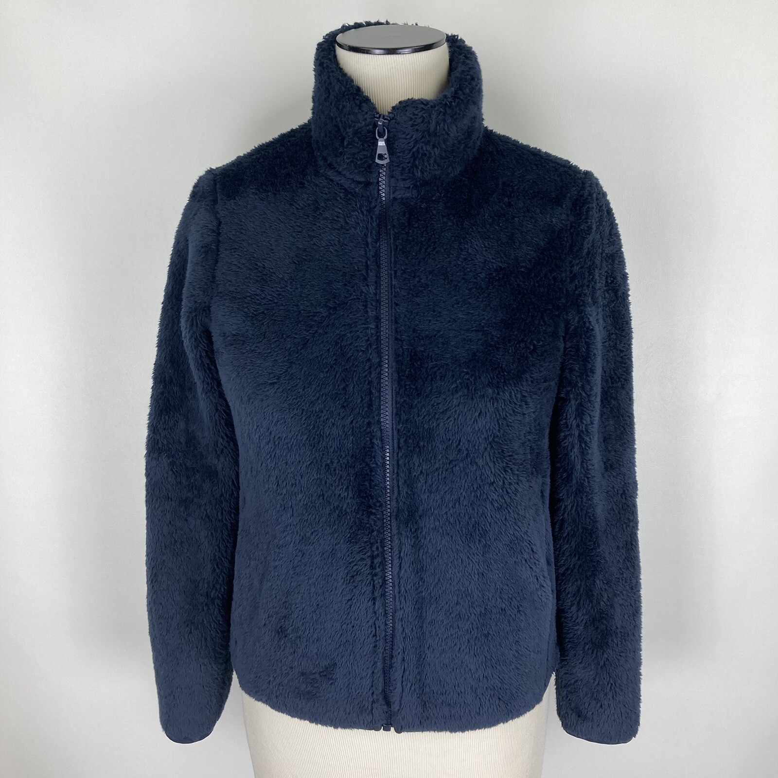 fuzzy jacket uniqlo