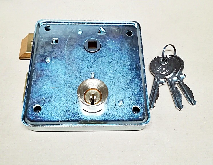 MG serratura applicare 435 551,due mandate e scrocco,cilindro corto,versione dx