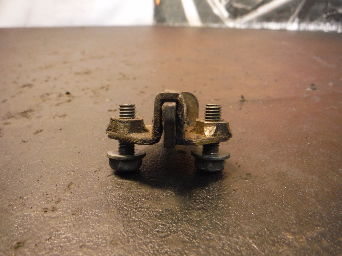 2004 04 03 Kawasaki Ninja ZX636 ZX 636 ZX6R Seat Latch | eBay