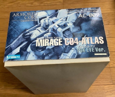 Armored Core Main Core MIRAGE C04-ATLAS FOX EYE Ver. 1:72 Model