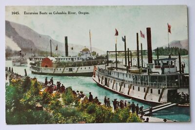 Old postcard EXCURSION BOATS ON COLUNBIA RIVER, OREGON