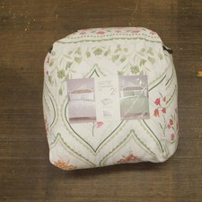 Hallmart Trisha 2-Pc. Comforter Set White Mul...