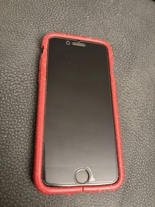 Apple iPhone 6s silber 16GB entsperrt - funktioniert aber braucht neuen Akku