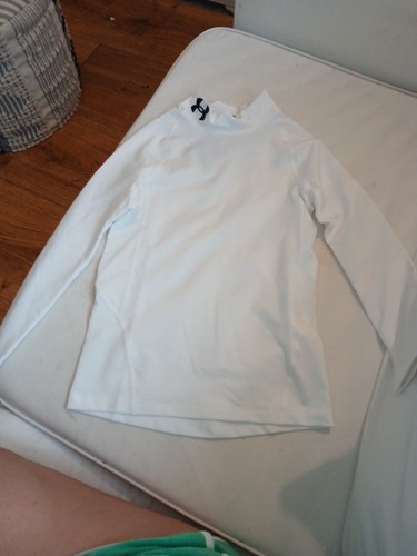 Camiseta de compresión Under Armour blanca juvenil talla pequeña, nueva con etiquetas - Imagen 4 de 5