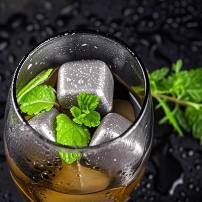 Titaniums Ice Cubes For Whiskey Cocktails Cooling Stone for Drink Beverages