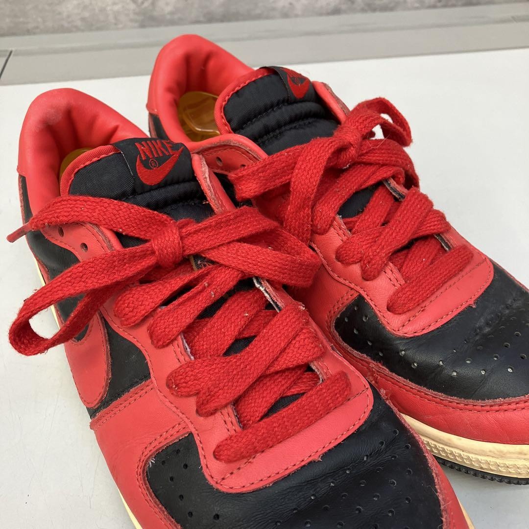 Nike Terminator Low Vintage Sneakers Men 10 US Black Red
