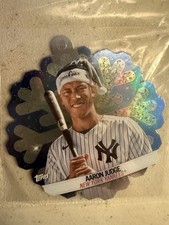 2023 Topps Holiday - Oversized Ornaments Die-Cuts Aaron Judge #MLBDC-3