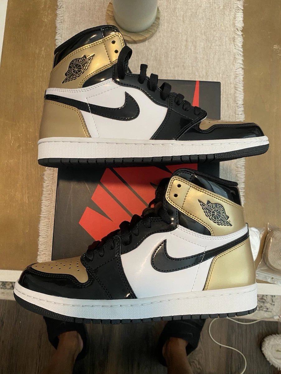 Preços baixos em Jordan 1 Retro Black Gold | eBay