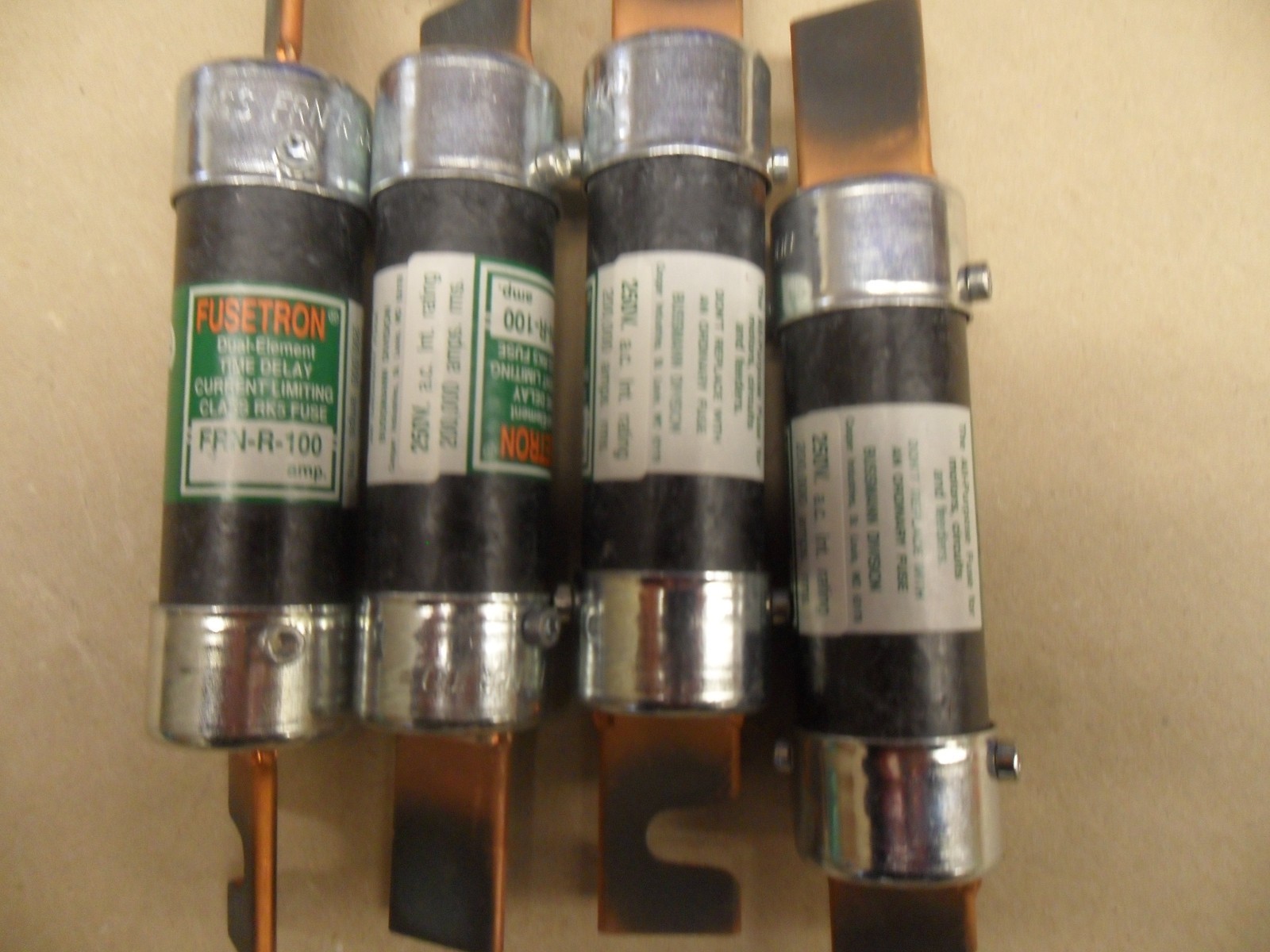 Fusetron FRN-R-100 Fuse Energy Efficient Dual-Element Time-Delay Class ...