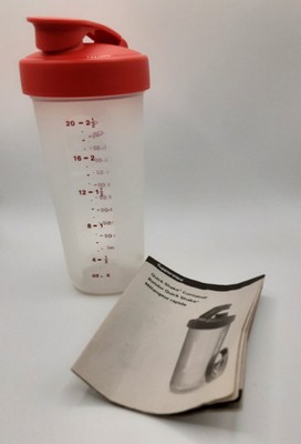 Tupperware Quick Shake 20 oz  Drink or Gravy Shaker Flip Top Lid and Insert Red