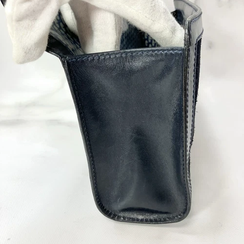 Auténtico bolso clutch GUCCI línea jerez gamuza azul marino - Imagen 19 de 24