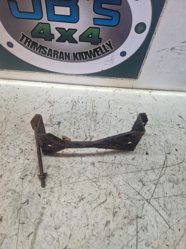 LAND ROVER DISCOVERY 1 300 TDI BATTERY CLAMP - Picture 3 of 8