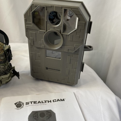 Lot Of 2 Untested Trail Cameras See Pictures Details As Is - Picture 2 of 9