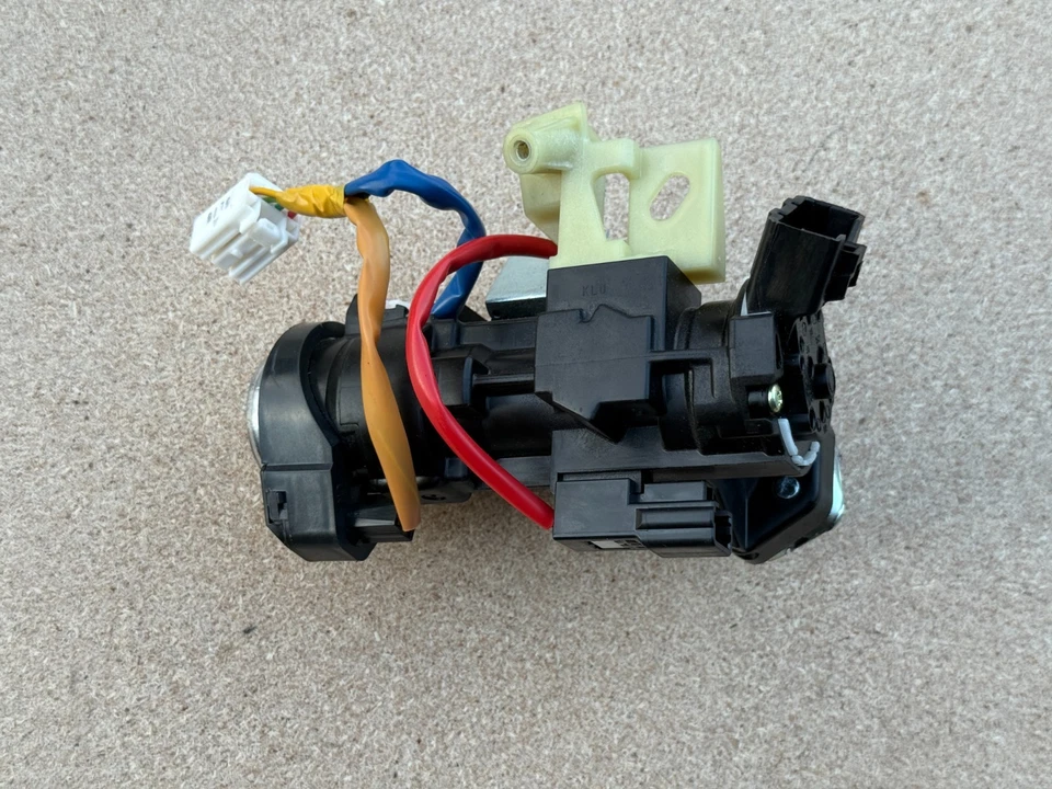 2014-2019 KIA SOUL ЗАМОК ЗАЖИГАНИЯ БЕЗ КЛЮЧА OEM - Изображение 3 из 4