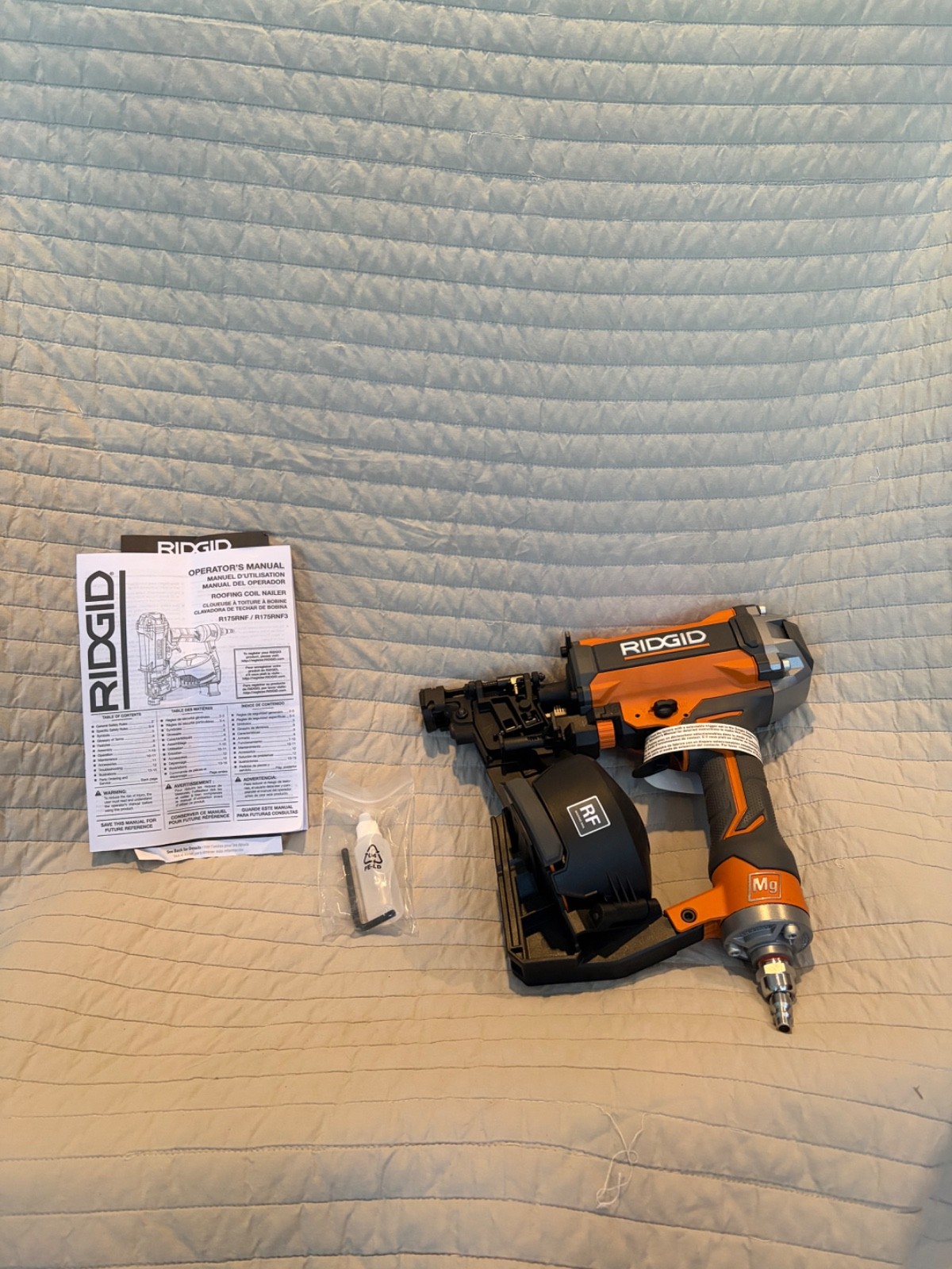 RIDGID Pneumatic Coil Roofing Nailer 15&deg; Nail Gun New Open Box