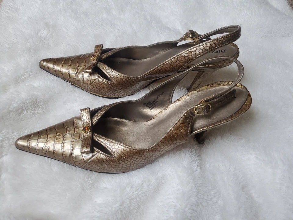 🌹Bisou Bisou by Michele Bohbot Reptile Heels Metalic Gold Pointed Toe Size 7.5M - Image 3 of 4