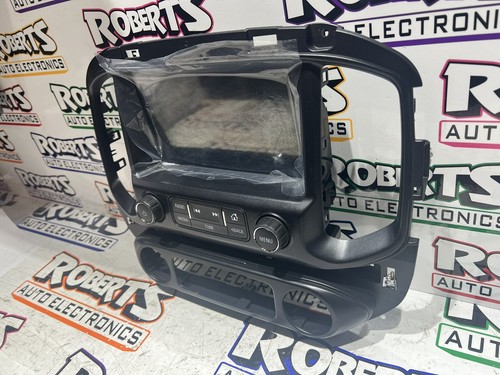 2016 - 2018 Chevy Colorado OEM Touch Screen Radio Navigation Display 23217990 - Picture 4 of 11