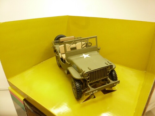 TAMIYA 23009 MILITARY JEEP WILLYS MB - US ARMY GREEN 1:20 - VERY GOOD IN BOX - Imagen 7 de 10