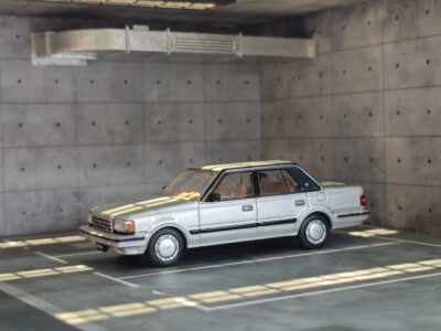 ED XCARTOYS 1:64 Silver 7 Gen Crown S120 Sedan Classic Model Diecast Collect Car
