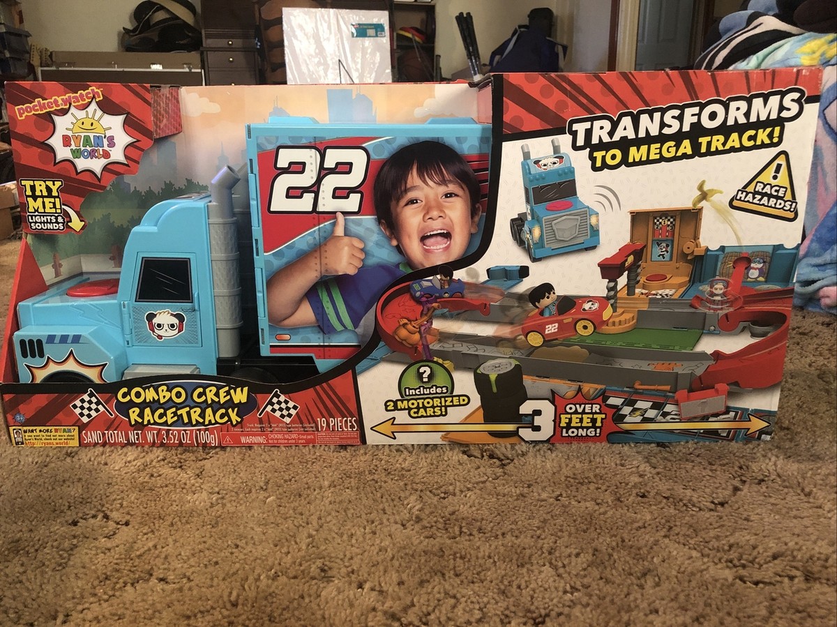 BRAND NEW Ryan's World Combo Crew Racetrack 19 pieces with 2