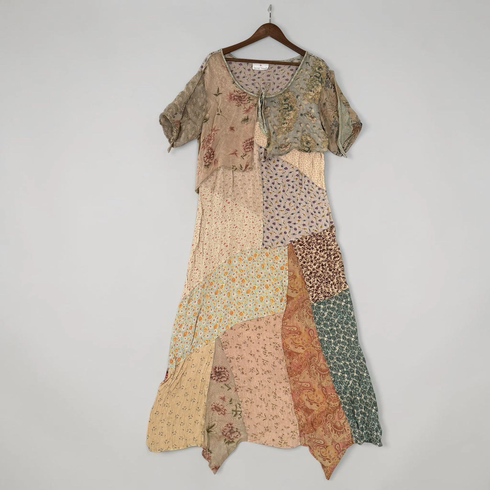 Sacred Threads Patchwork Boho Maxi Dress XL Cottagecore Flor Handkerchief Hem
Opens in a new window