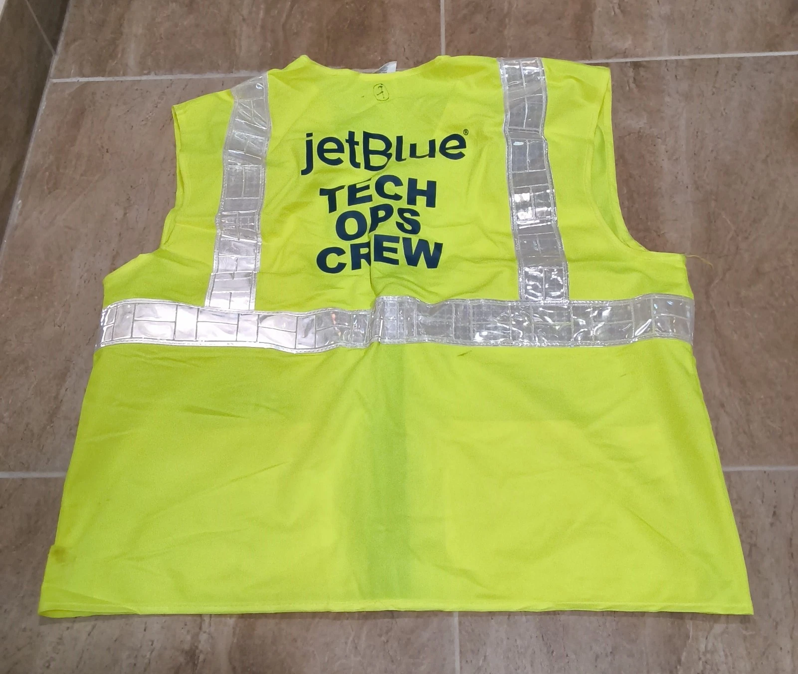 Adult JetBlue Airways Reflective Vest Tech Ops Crew Yellow Sz L - product detail image 2