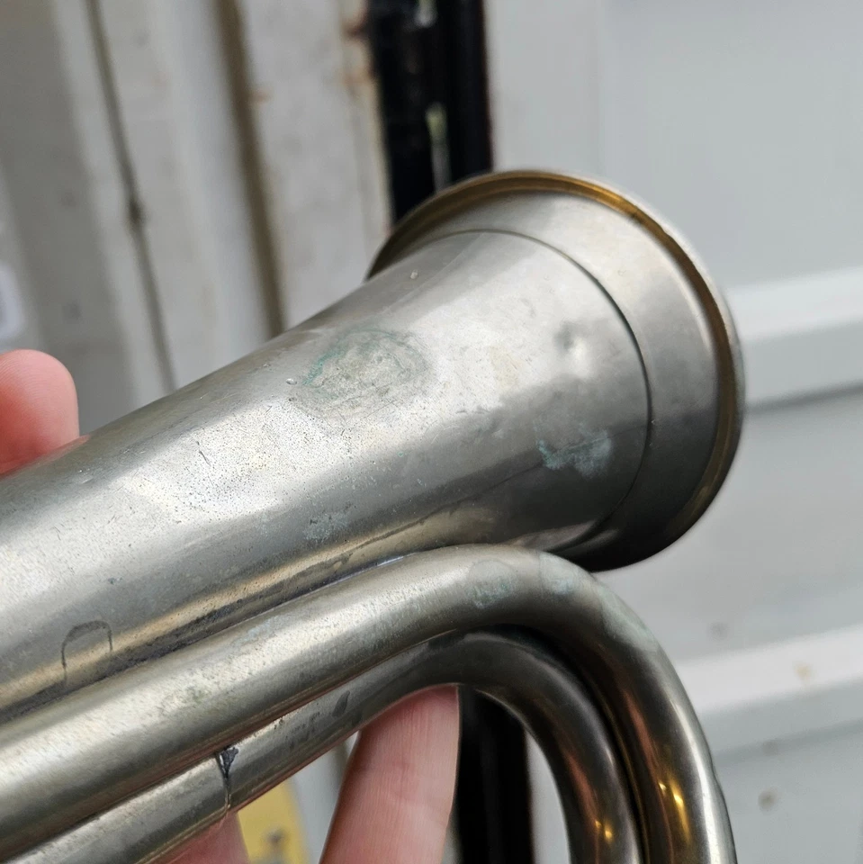 Corneta militar vintage Potter Aldershot - LP (tono bajo) - ejército británico - Imagen 3 de 4