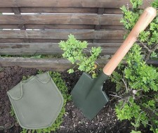 Extra stabiler Feldspaten Spaten mit Holzstiel 57,5 cm lang + Tasche 27025