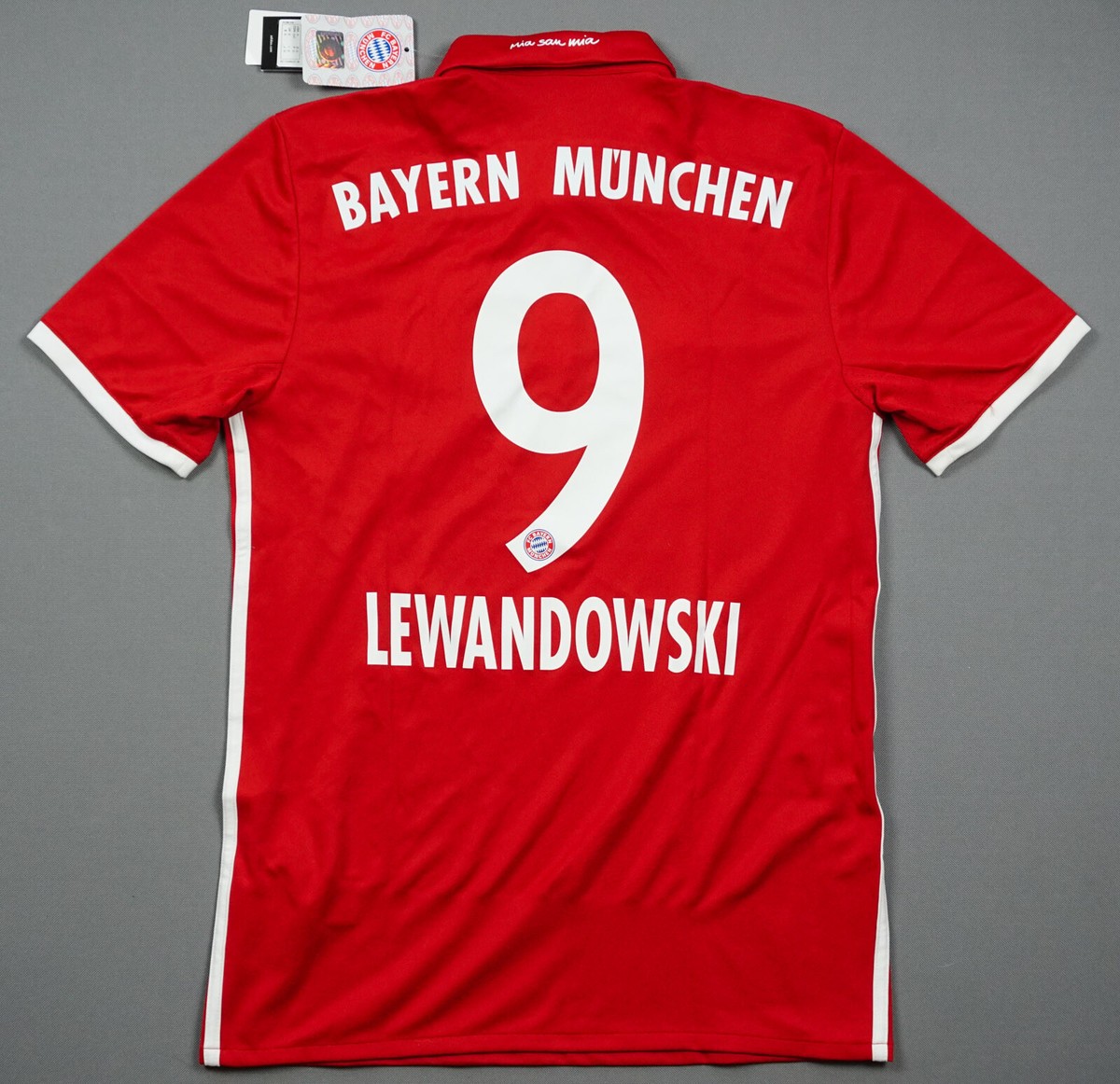 ROBERT LEWANDOWSKI Bayern Munich 2016-2017 S Home Shirt Jersey
