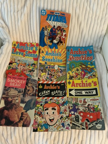 Antique Comic Books - Picture 2 of 2