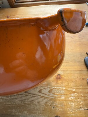 PLAT OVALE 33 CM LE CREUSET FONTE ÉMAILLÉE MARRON DESIGN LA MAMA ENZO MARI