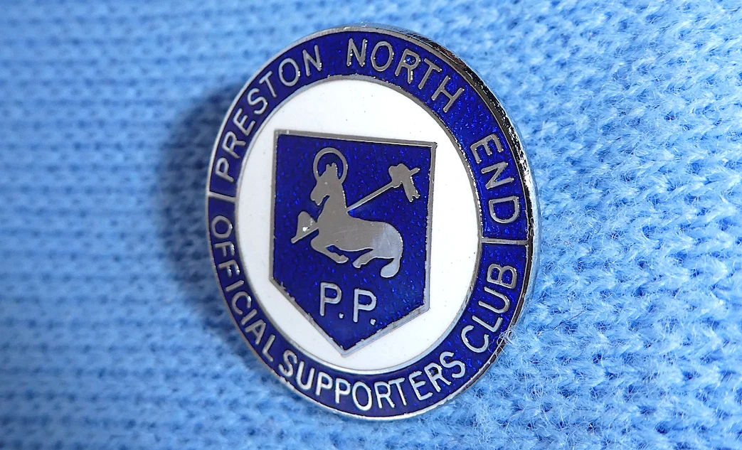 Pin's Football Preston North End - Émail Vintage Anglais