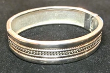 Silver tone Hinged Bangle Bracelet