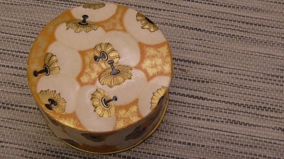 Vintage COTY Airspun Face Powder EMPTY Box Dresser Vanity Container White Gold
