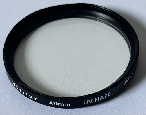 Vivitar - 49mm UV Ultra Violet / Haze Filter - Case / vgc - Picture 2 of 3