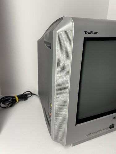 RCA Truflat 14 inch CRT TV 14F512T Retro Gaming TV (++Remote) - Picture 5 of 18